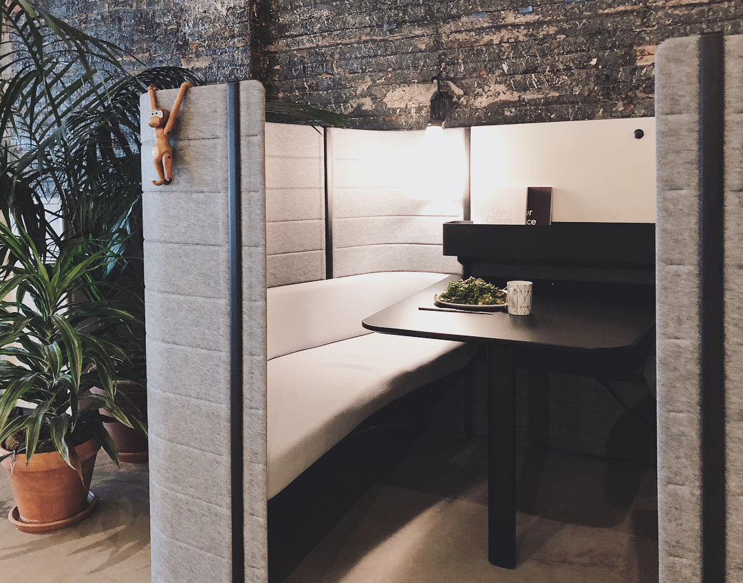 会议台|静音舱/洽谈屋|办公家具|设计师家具|Workbays Focus 1